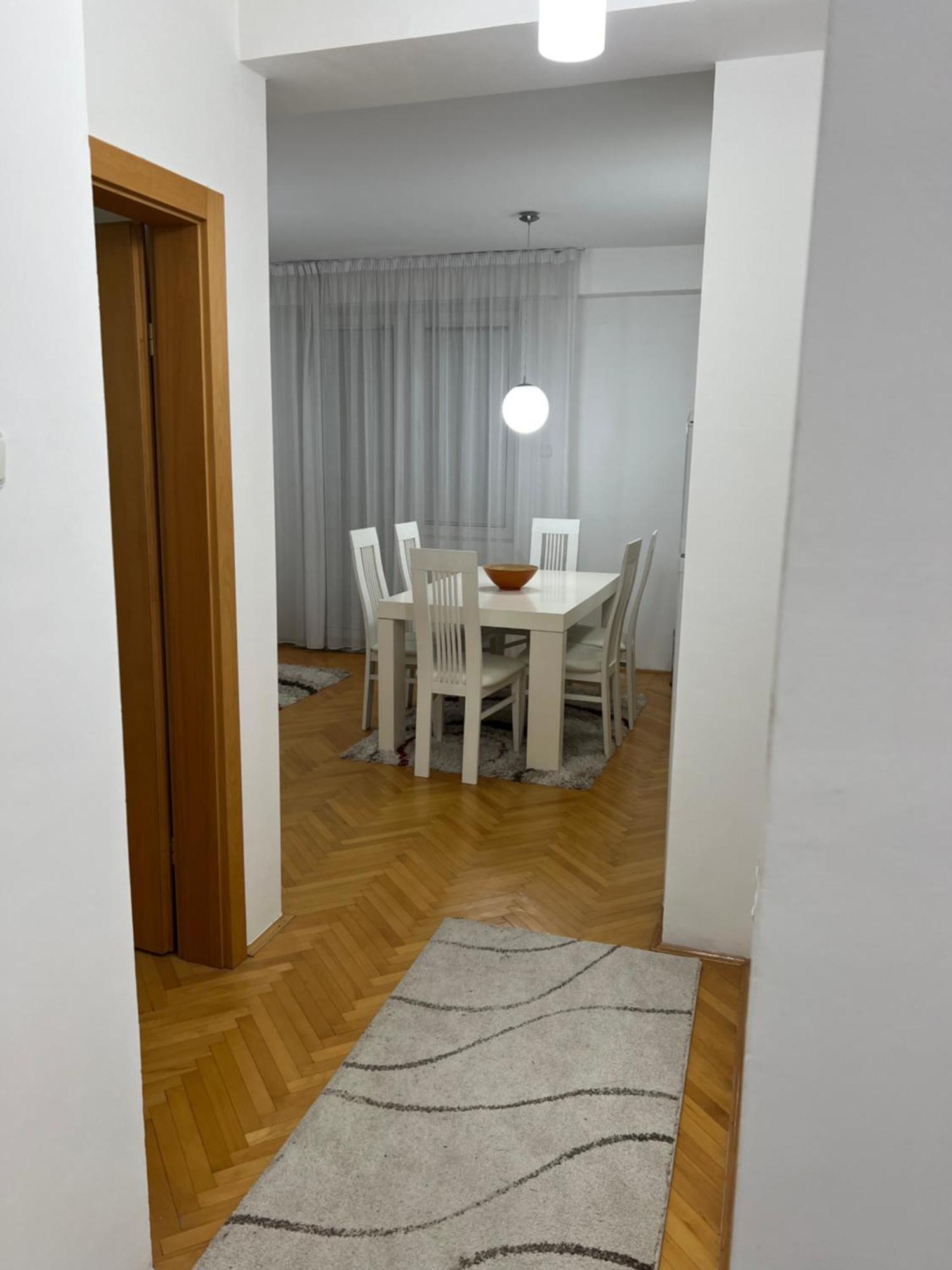Karas Apartments Скопие Екстериор снимка