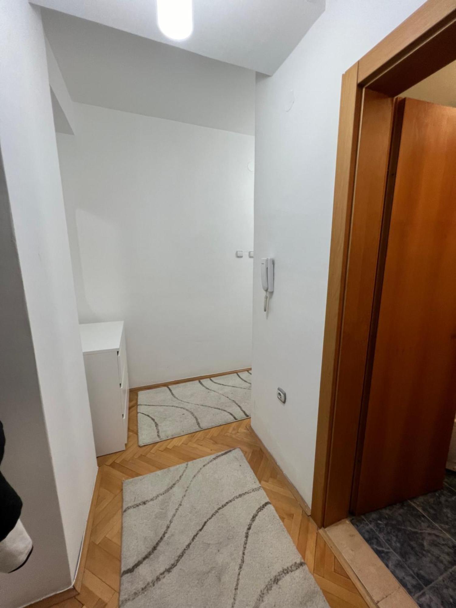Karas Apartments Скопие Екстериор снимка