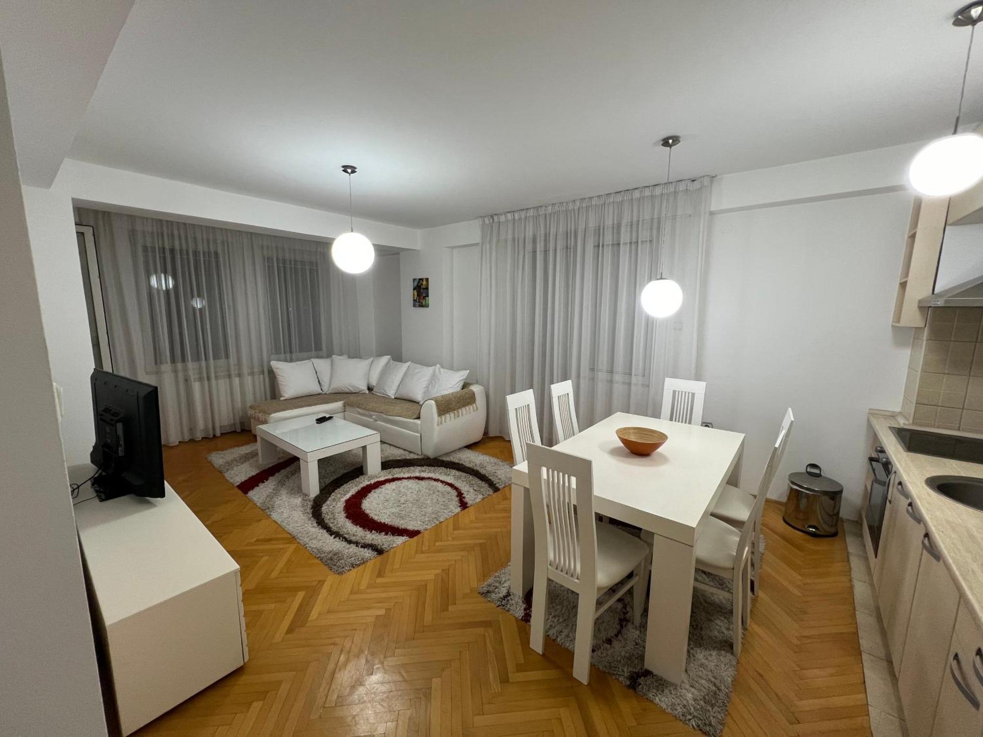 Karas Apartments Скопие Екстериор снимка