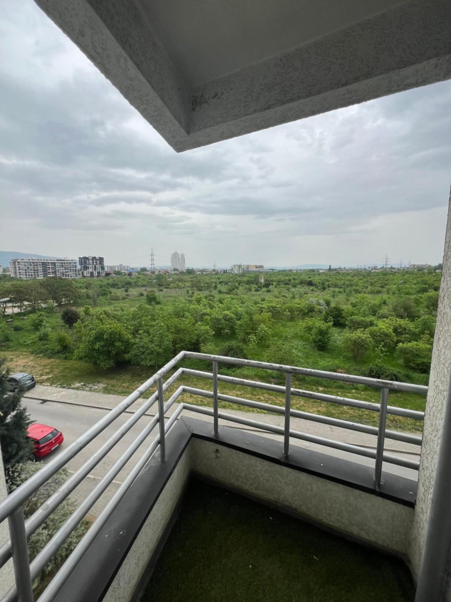Karas Apartments Скопие Екстериор снимка